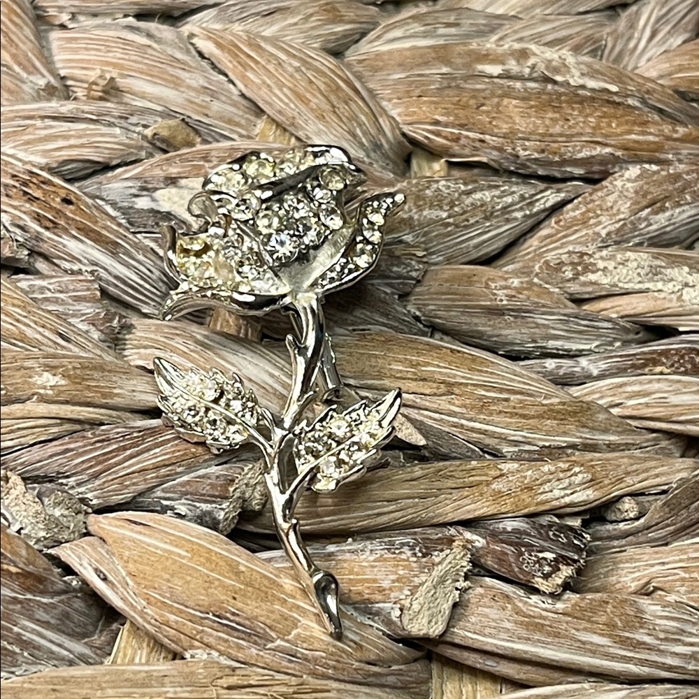 Vintage Rhinestone Rose‎ Brooch